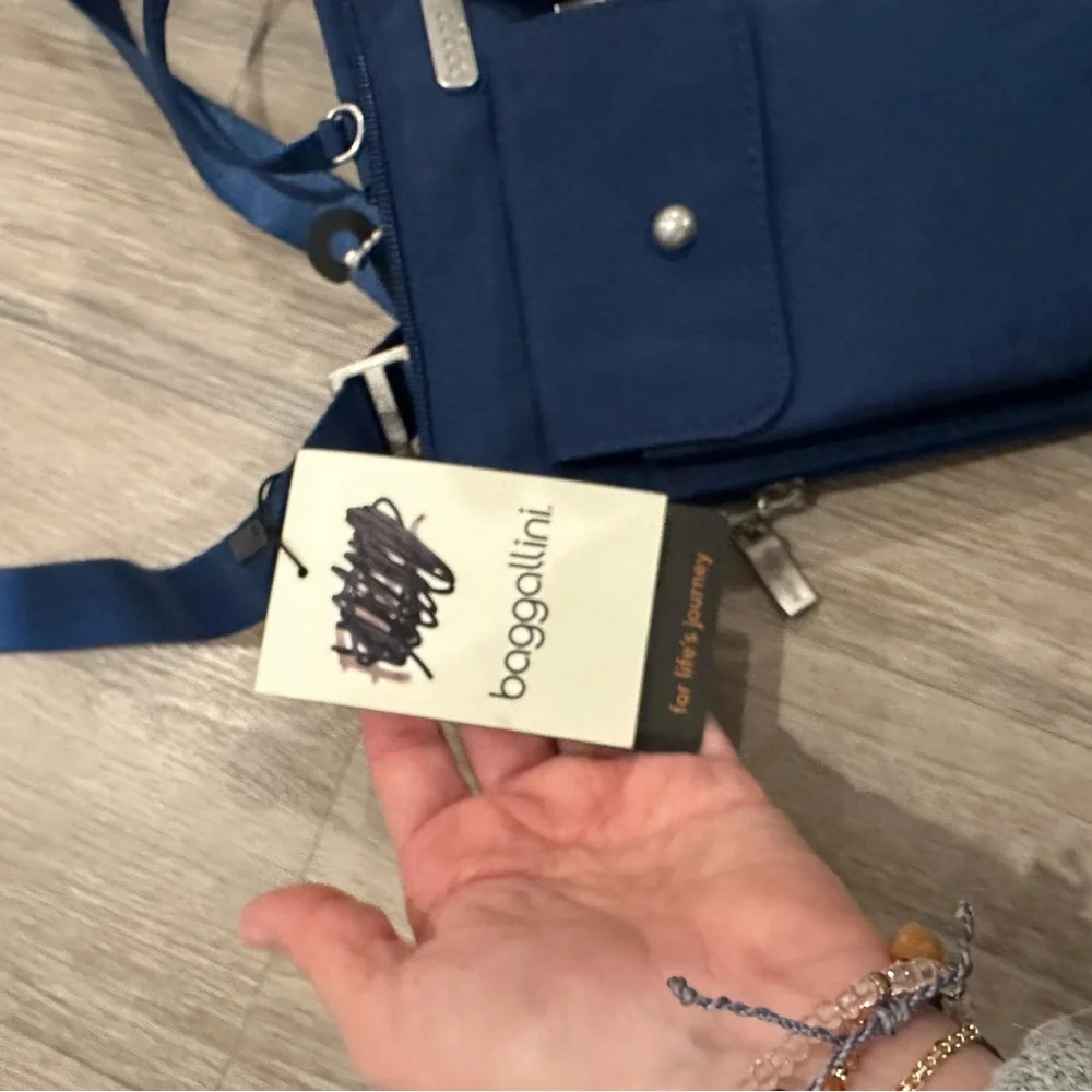 Baggallini Everything Cross Body Travel Bag